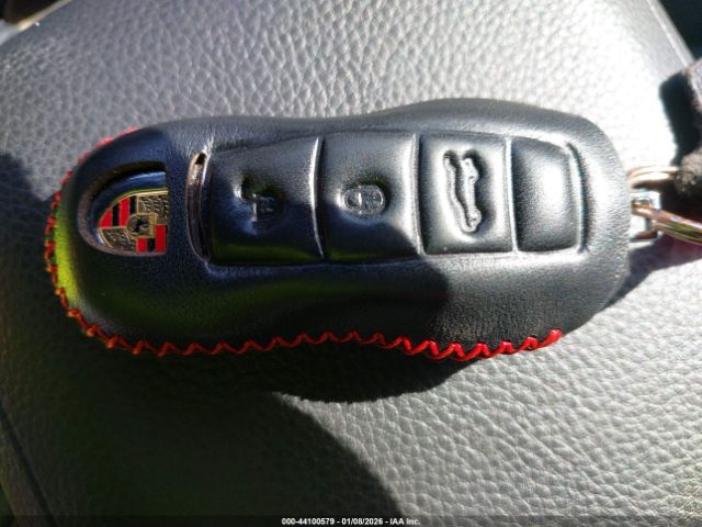 2018 PORSCHE MACAN WP1AB2A52JLB36388 Photo 10