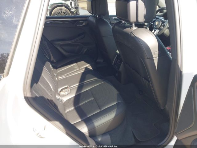 2018 PORSCHE MACAN WP1AB2A52JLB36388 Photo 7