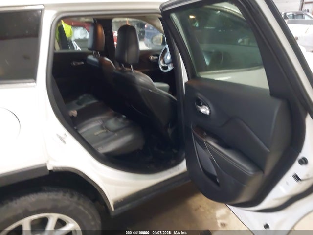 Aukcja sprzedaży 2014 Jeep Cherokee Latitude, vin: 1C4PJMCS5EW187756, numer aukcji: 44100600