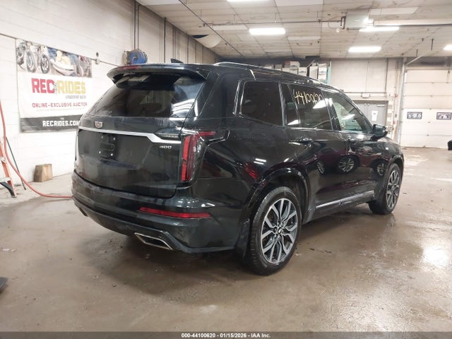 2021 CADILLAC XT6 1GYKPHRS5MZ225159 Photo 3