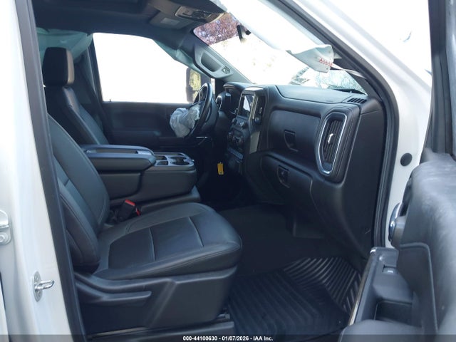 2GC4YNEY4N1207041 Chevrolet Silverado 2500hd 4wd Standard Bed Lt