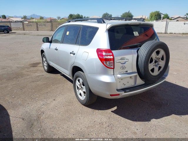 2011 TOYOTA RAV4 2T3KF4DV0BW096781 Photo 2
