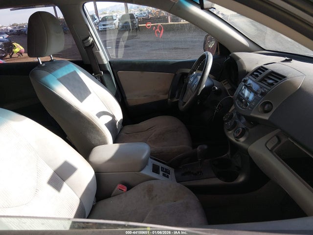 2011 TOYOTA RAV4 2T3KF4DV0BW096781 Photo 4