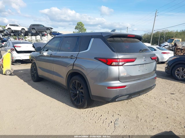 44100654 :رقم المزاد ، JA4J3UA80PZ030123 vin ، 2023 Mitsubishi Outlander Se 2.5 2wd/se Black Edition 2wd/se Special Edition 2wd مزاد بيع