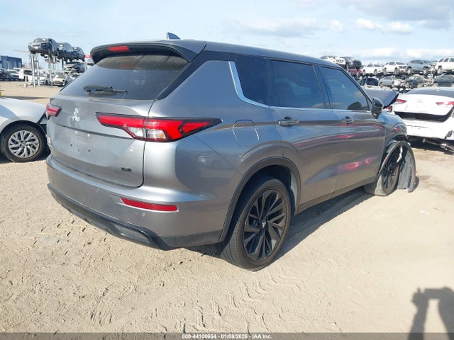 44100654 :رقم المزاد ، JA4J3UA80PZ030123 vin ، 2023 Mitsubishi Outlander Se 2.5 2wd/se Black Edition 2wd/se Special Edition 2wd مزاد بيع