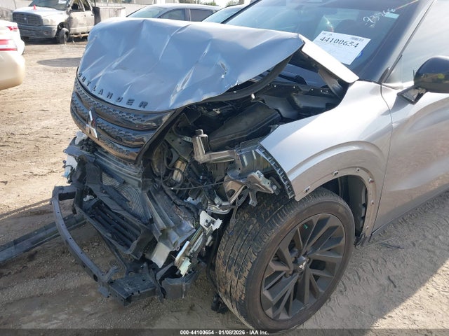 44100654 :رقم المزاد ، JA4J3UA80PZ030123 vin ، 2023 Mitsubishi Outlander Se 2.5 2wd/se Black Edition 2wd/se Special Edition 2wd مزاد بيع