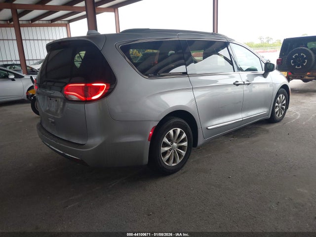 Aukcja sprzedaży 2017 Chrysler Pacifica Touring-l, vin: 2C4RC1BG2HR515548, numer aukcji: 44100671