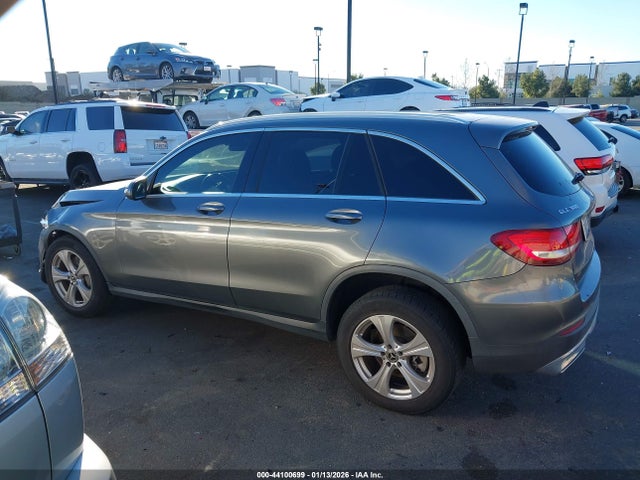 WDC0G4JB2HV009505 Mercedes-Benz GLC 300