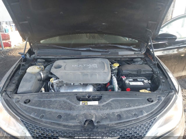 Aukcja sprzedaży 2015 Chrysler 200 Limited, vin: 1C3CCCAB9FN680793, numer aukcji: 44100707