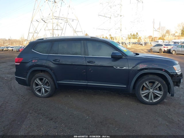 2019 Volkswagen Atlas 3.6l V6 Se W/technology R-line მანქანა იყიდება აუქციონზე, vin: 1V2XR2CA4KC549298, აუქციონის ნომერი: 44100733