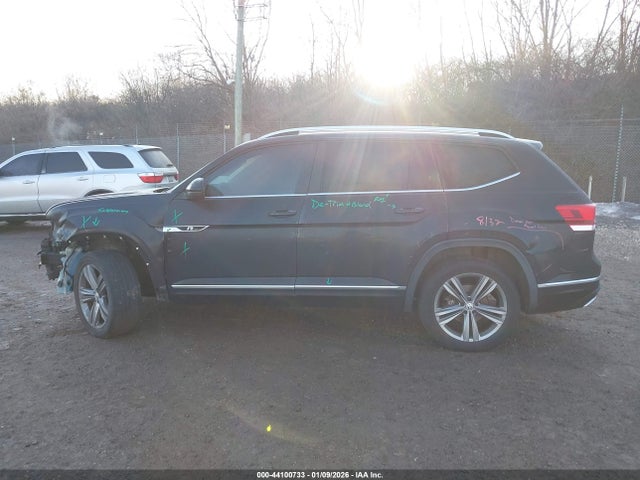 2019 Volkswagen Atlas 3.6l V6 Se W/technology R-line მანქანა იყიდება აუქციონზე, vin: 1V2XR2CA4KC549298, აუქციონის ნომერი: 44100733