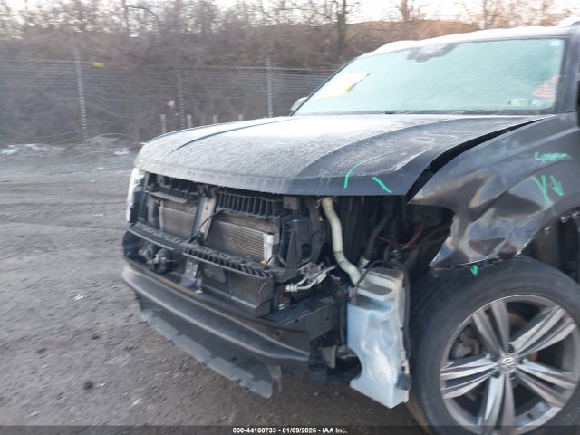 2019 VOLKSWAGEN ATLAS 1V2XR2CA4KC549298 Photo 5