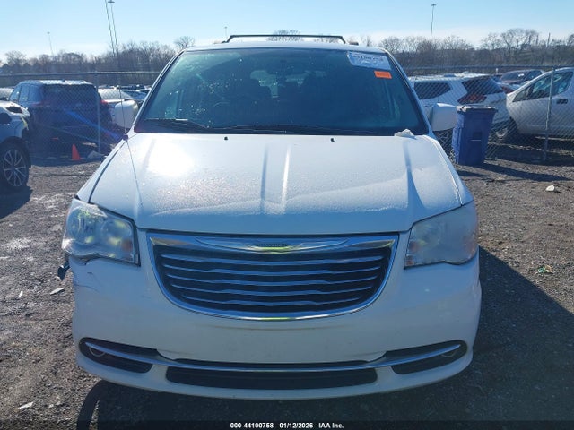 Продажа на аукционе авто 2015 Chrysler Town & Country Touring, vin: 2C4RC1BG0FR544432, номер лота: 44100758