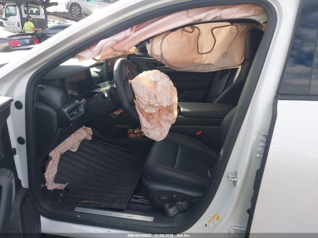 2024 ACURA ZDX 4W5KHNRL9RZ512783 Photo 4
