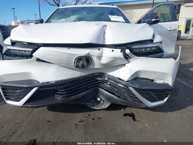2024 ACURA ZDX 4W5KHNRL9RZ512783 Photo 5