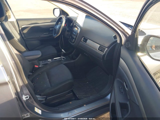 2014 MITSUBISHI OUTLANDER JA4AD3A34EZ013902 Photo 4