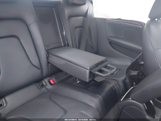 Aukcja sprzedaży 2011 Audi A5 2.0t Premium, vin: WAUGFAFR0BA083769, numer aukcji: 44100814