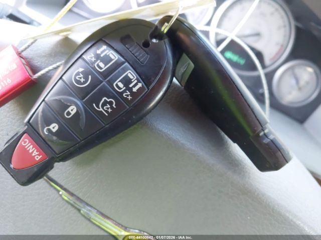 2010 CHRYSLER TOWN & COUNTRY 2A4RR5DX3AR148548 Photo 10