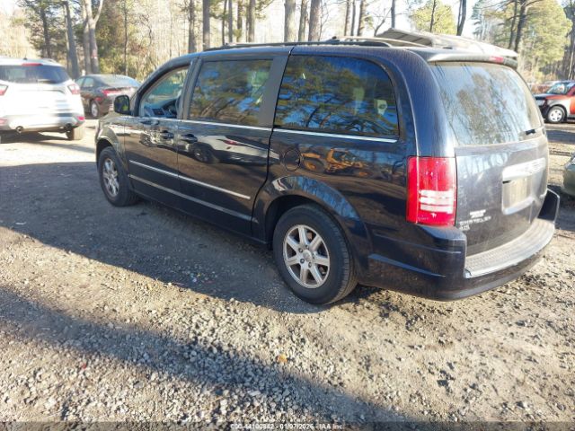 2010 CHRYSLER TOWN & COUNTRY 2A4RR5DX3AR148548 Photo 2