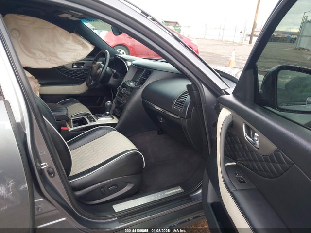 JN8CS1MW3HM411980 Infiniti QX70