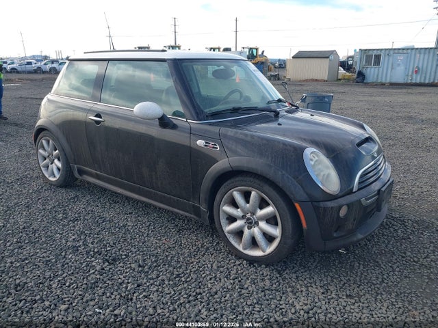 2005 MINI COOPER S WMWRE335X5TD99412 Photo 0