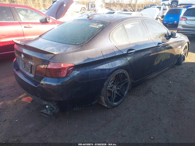 2016 BMW 550I WBAKP9C57GD981203 Photo 3