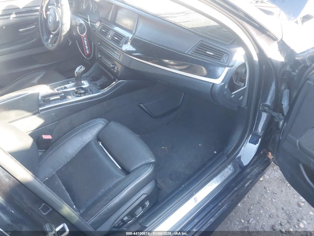 2016 BMW 550I WBAKP9C57GD981203 Photo 4