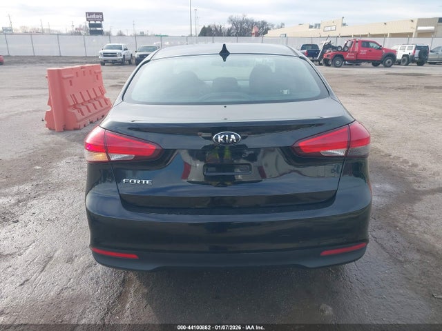 3KPFK4A75JE241441 KIA FORTE LX