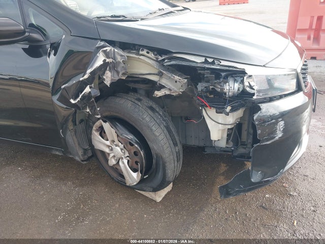 3KPFK4A75JE241441 KIA FORTE LX
