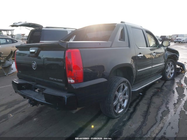 2010 CADILLAC ESCALADE EXT 3GYVKMEF9AG244550 Photo 3