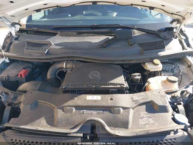 2017 MERCEDES-BENZ METRIS WD3PG2EA8H3216447 Photo 9