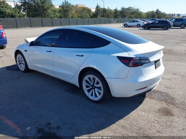 2023 TESLA MODEL 3 5YJ3E1EA4PF562145 Photo 2