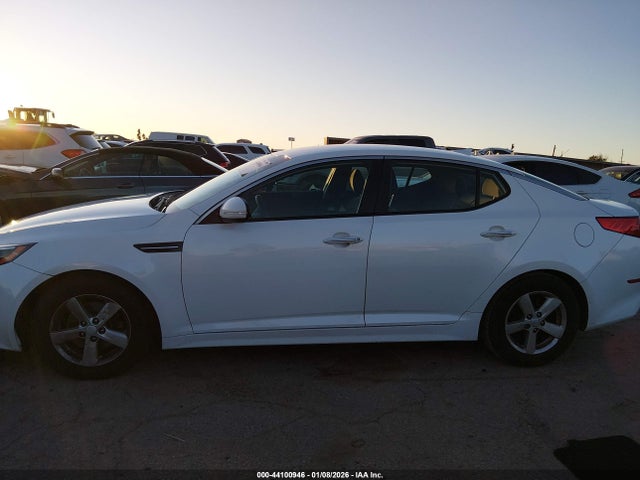 KNAGM4A78F5628600 KIA Optima Lx