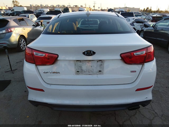 KNAGM4A78F5628600 KIA Optima Lx