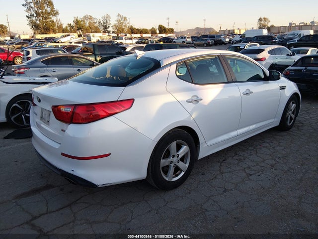 KNAGM4A78F5628600 KIA Optima Lx
