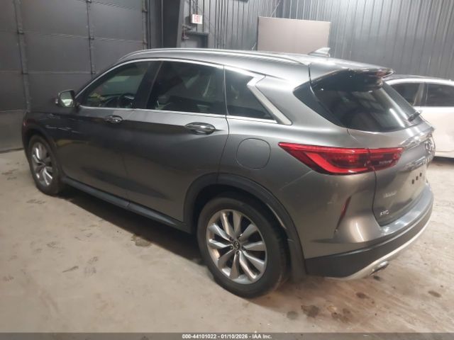2019 INFINITI QX50 3PCAJ5M33KF147758 Photo 2