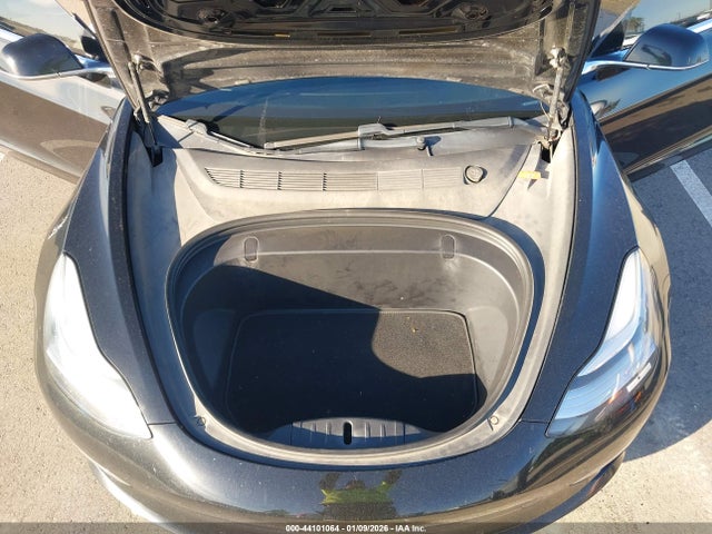 2018 TESLA MODEL 3 5YJ3E1EA8JF172365 Photo 9