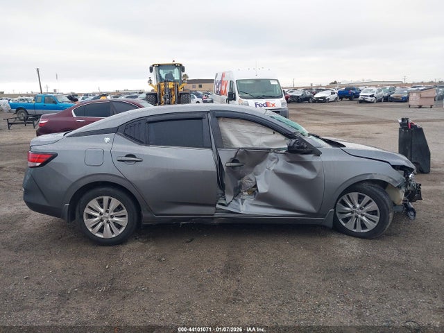 3N1AB8BV1NY239532 Nissan Sentra S Xtronic Cvt
