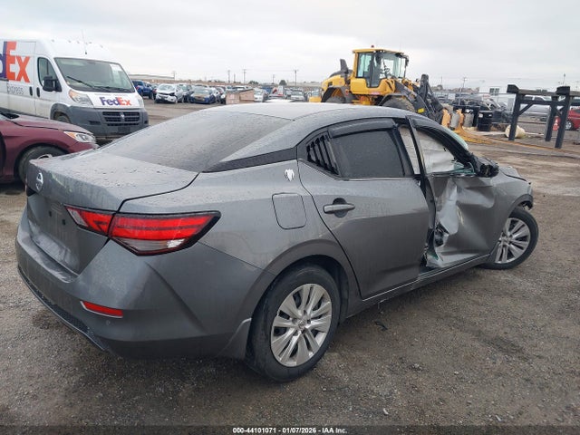 3N1AB8BV1NY239532 Nissan Sentra S Xtronic Cvt