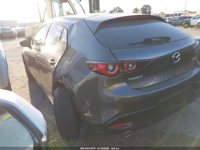 2022 MAZDA MAZDA3 JM1BPAML0N1511854 Photo 2