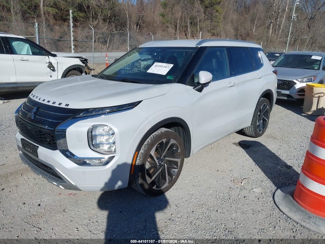 2022 MITSUBISHI OUTLANDER JA4J4VA8XNZ082858 Photo 1