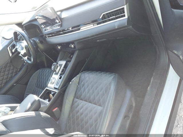 2022 MITSUBISHI OUTLANDER JA4J4VA8XNZ082858 Photo 4