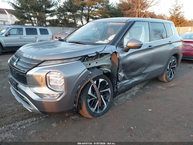 2023 MITSUBISHI OUTLANDER JA4J4UA84PZ032860 Photo 1
