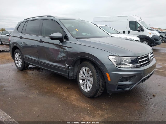 3VV1B7AX5JM090409 Volkswagen Tiguan 2.0t S