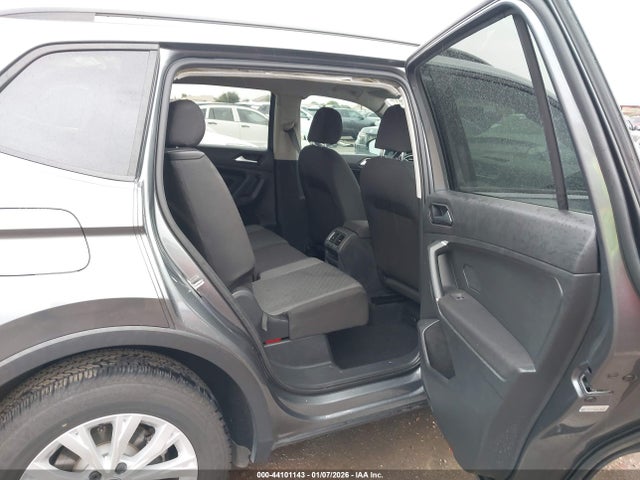 3VV1B7AX5JM090409 Volkswagen Tiguan 2.0t S