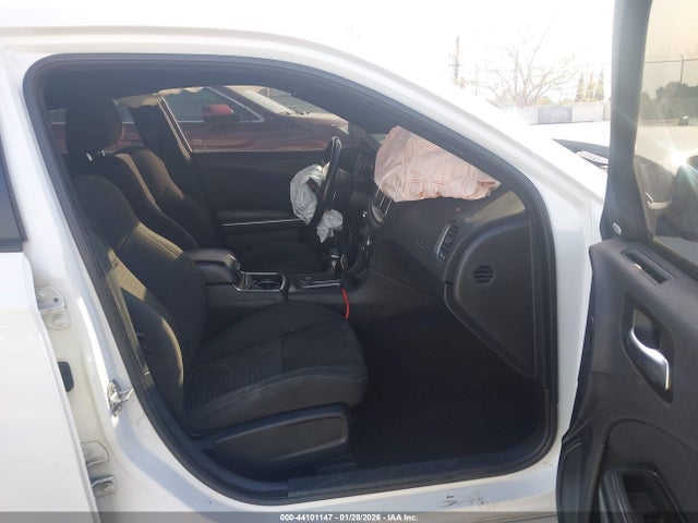 2C3CDXHG4KH608845 Dodge Charger Gt Rwd