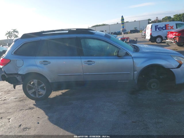 Aukcja sprzedaży 2014 Subaru Outback 2.5i Premium, vin: 4S4BRBDC7E3322828, numer aukcji: 44101186