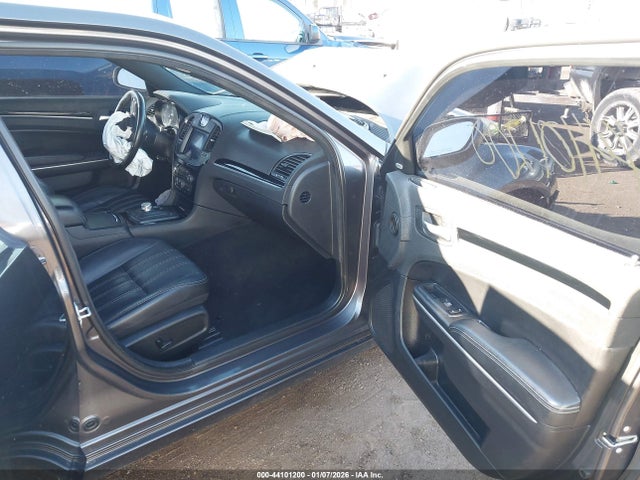 Aukcja sprzedaży 2019 Chrysler 300 300s Awd, vin: 2C3CCAGG9KH569784, numer aukcji: 44101200