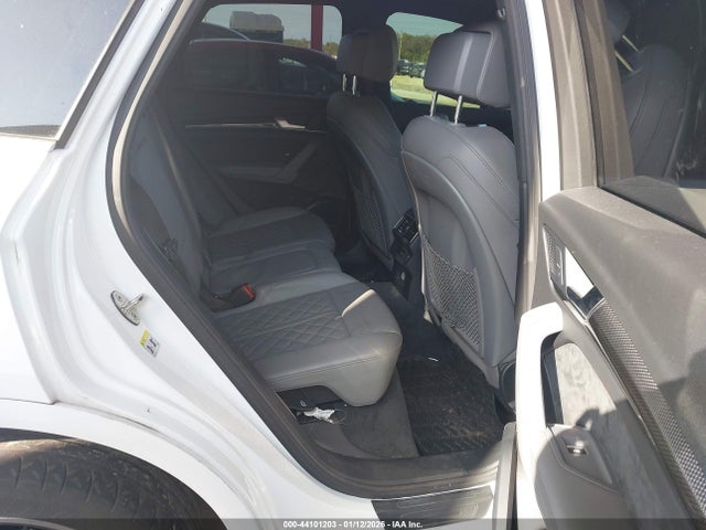 2018 AUDI SQ5 WA1A4AFY1J2233977 Photo 7