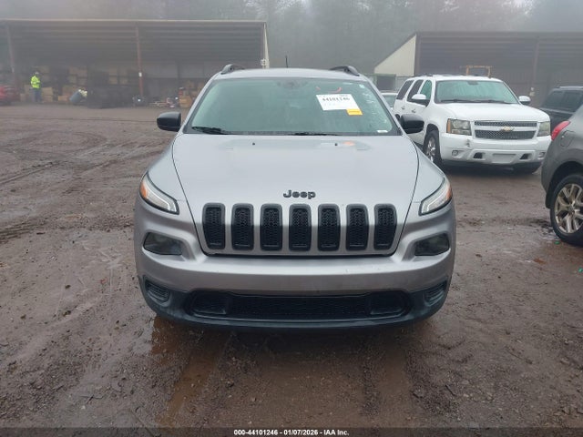 Продаж на аукціоні авто 2017 Jeep Cherokee Altitude Fwd, vin: 1C4PJLAB6HW652773, номер лоту: 44101246